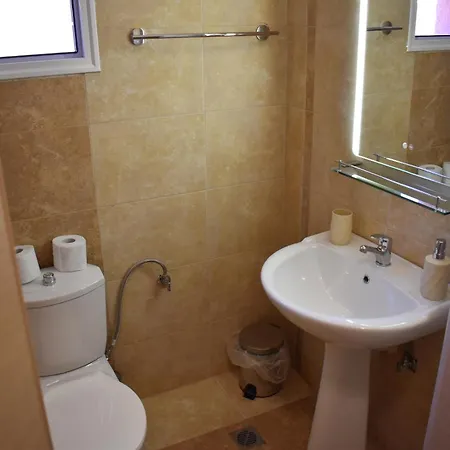 Ikies Luxury Maisonette 200m From The *