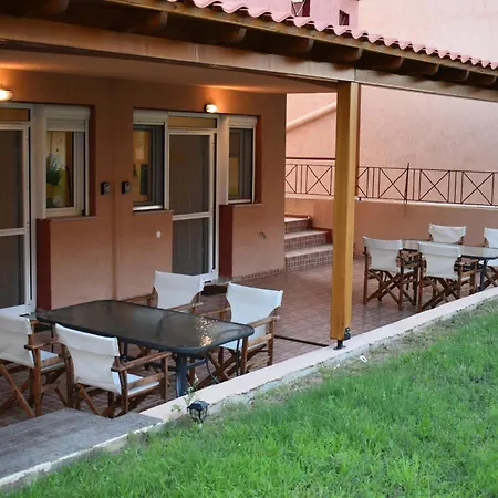 Ikies Luxury Maisonette 200m From The *