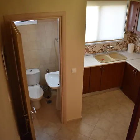 Сasa de vacaciones Ikies Luxury Maisonette 200m From The *