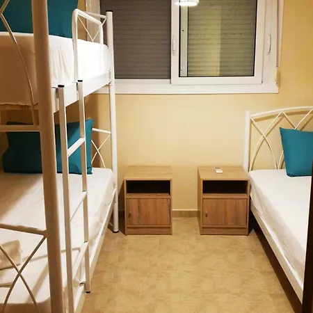 Ikies Luxury Maisonette 200m From The